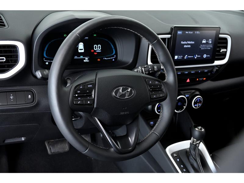 2023
Hyundai
Elantra
