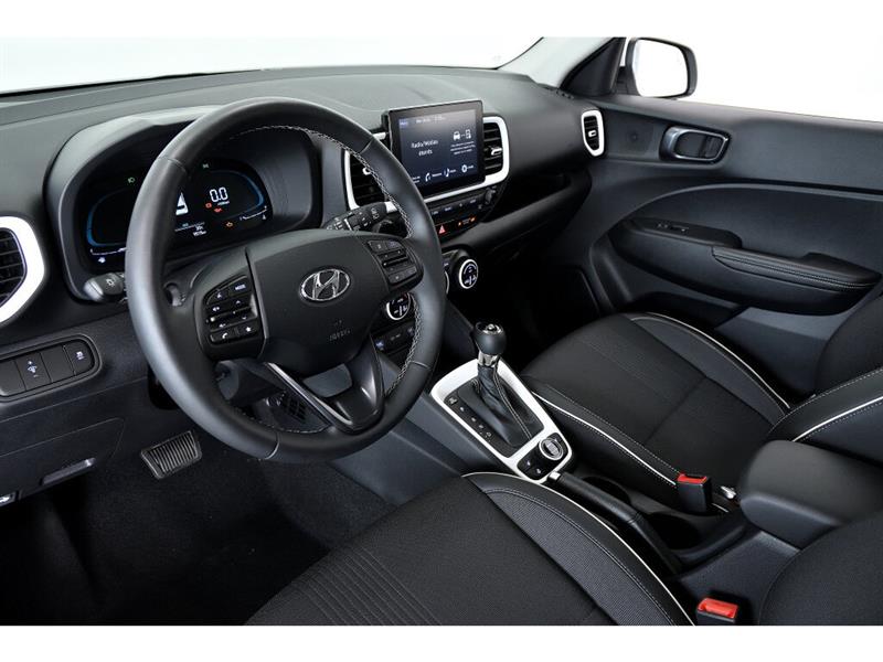 2023
Hyundai
Elantra