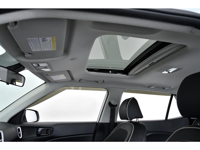 2023
Hyundai
Elantra