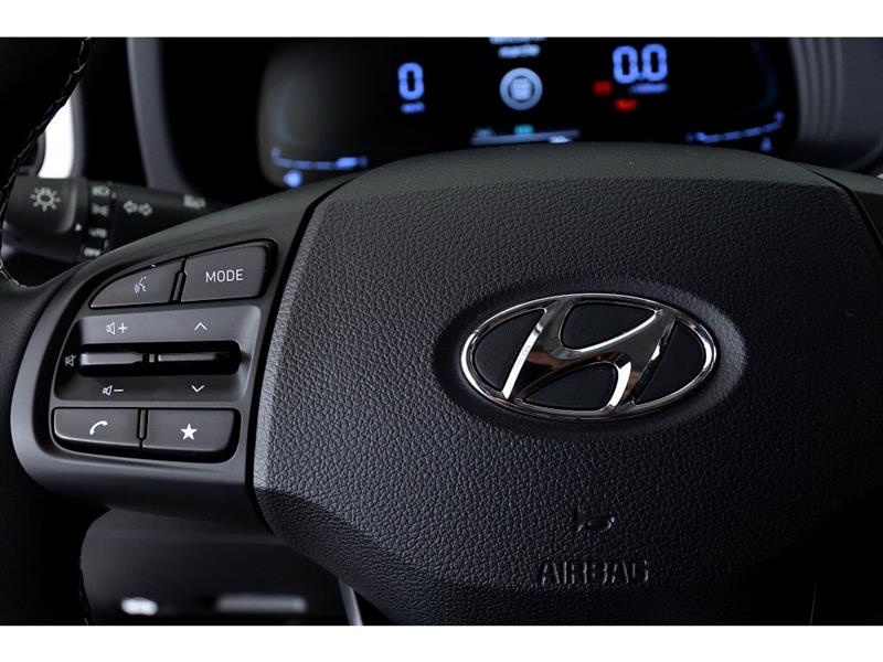 2023
Hyundai
Elantra