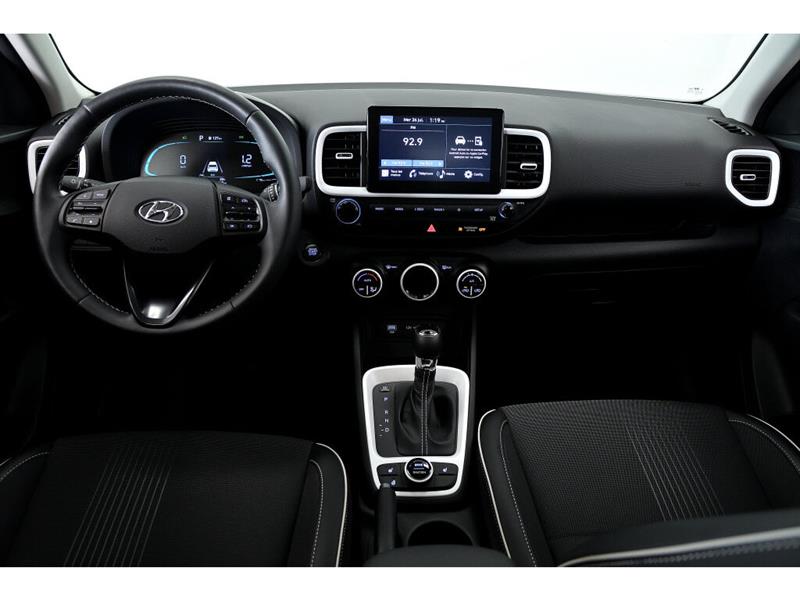 2023
Hyundai
Elantra
