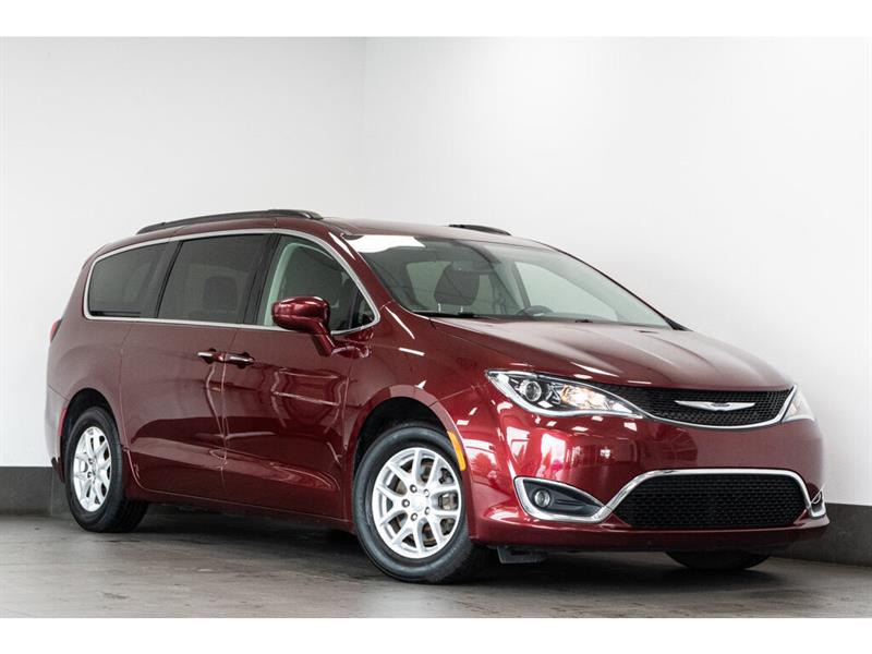 2020
Chrysler
Pacifica