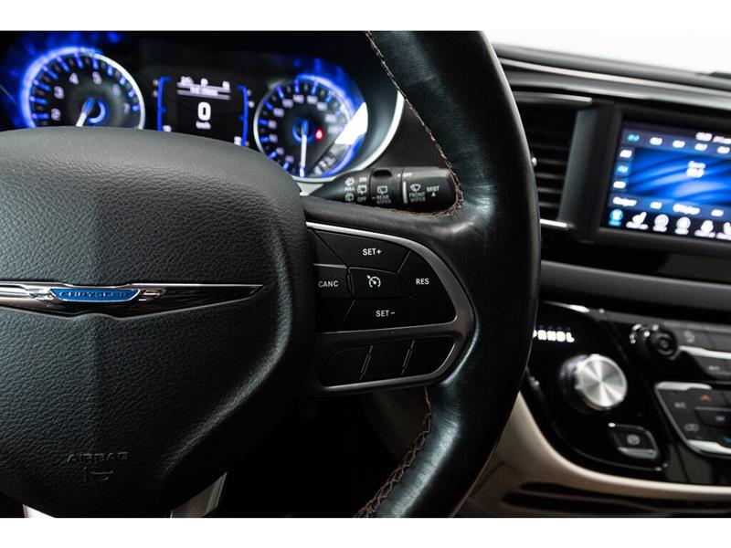 2020
Chrysler
Pacifica