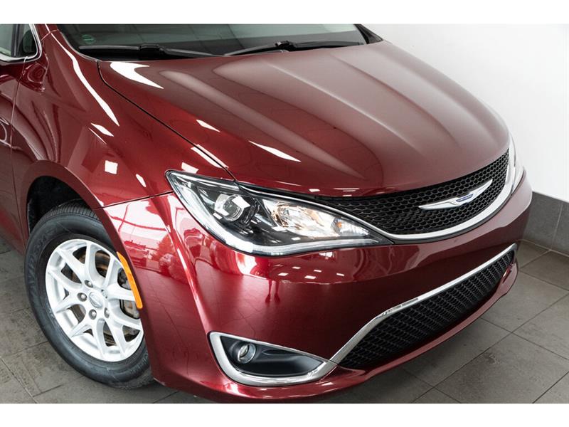 2020
Chrysler
Pacifica