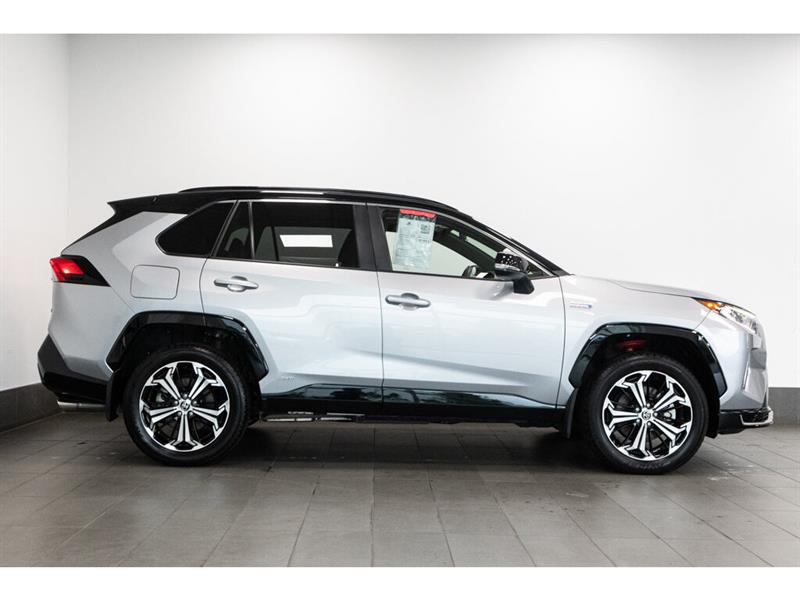 2021
Toyota
Rav4